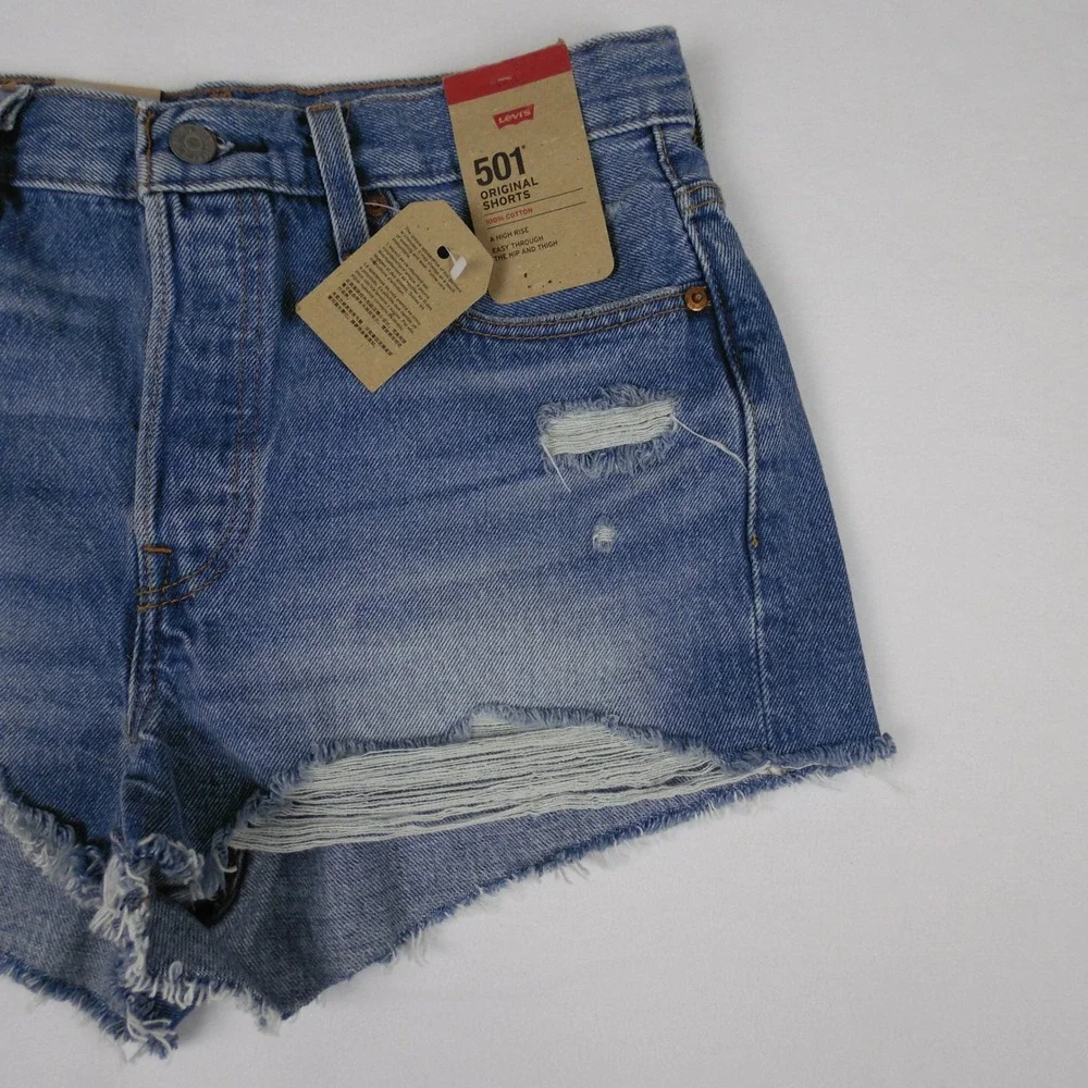 Levis true classic